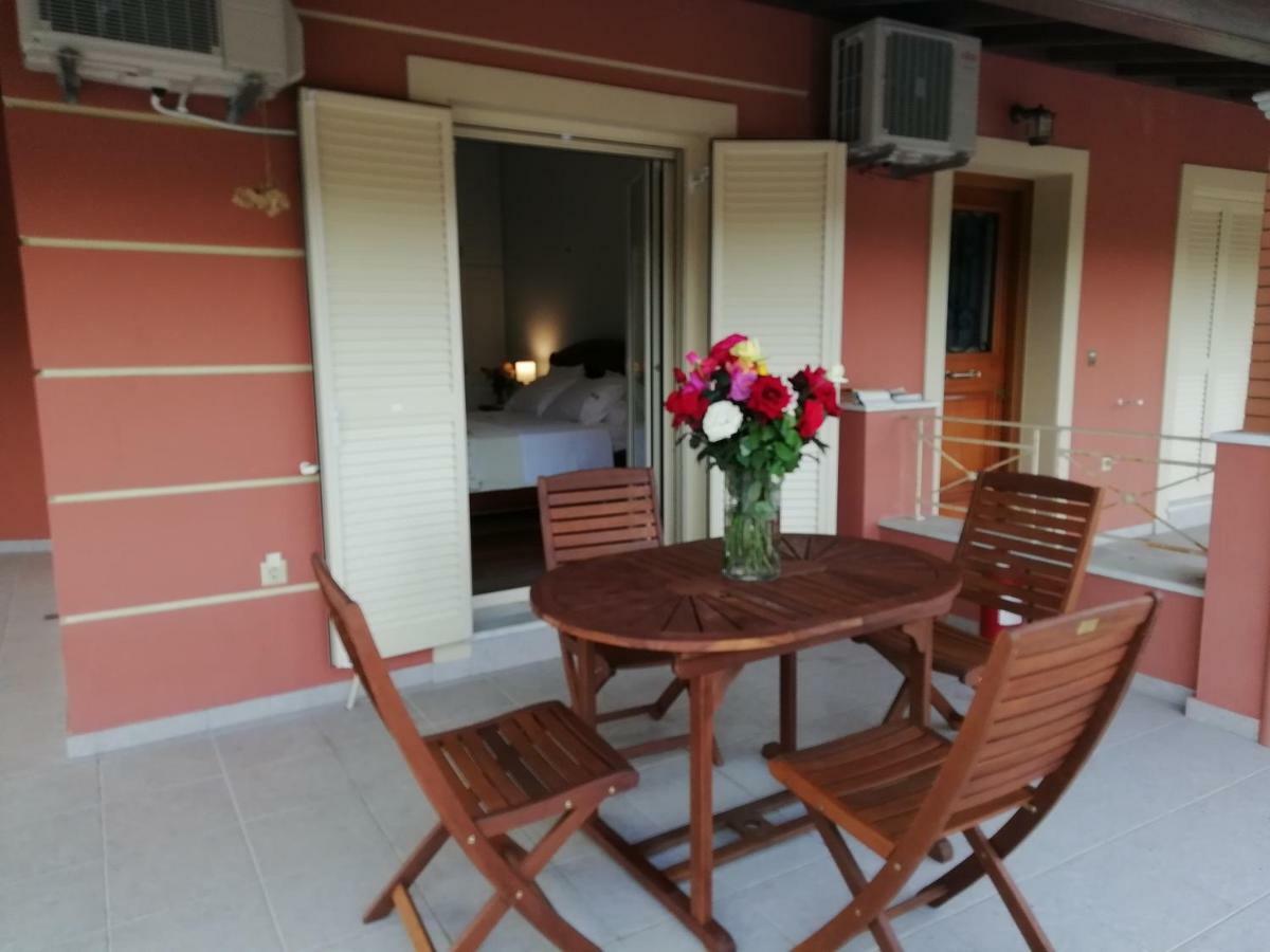 Epavlis Nadine Corfu Villa Gouvia Buitenkant foto