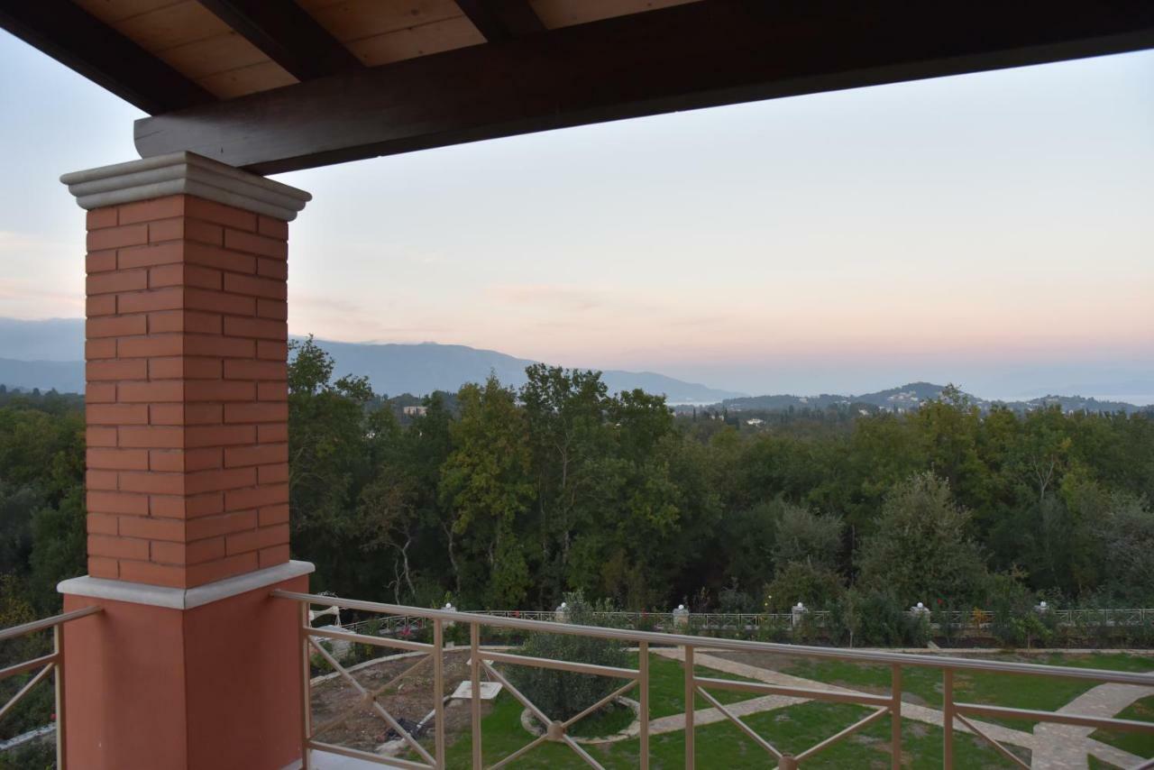 Epavlis Nadine Corfu Villa Gouvia Buitenkant foto